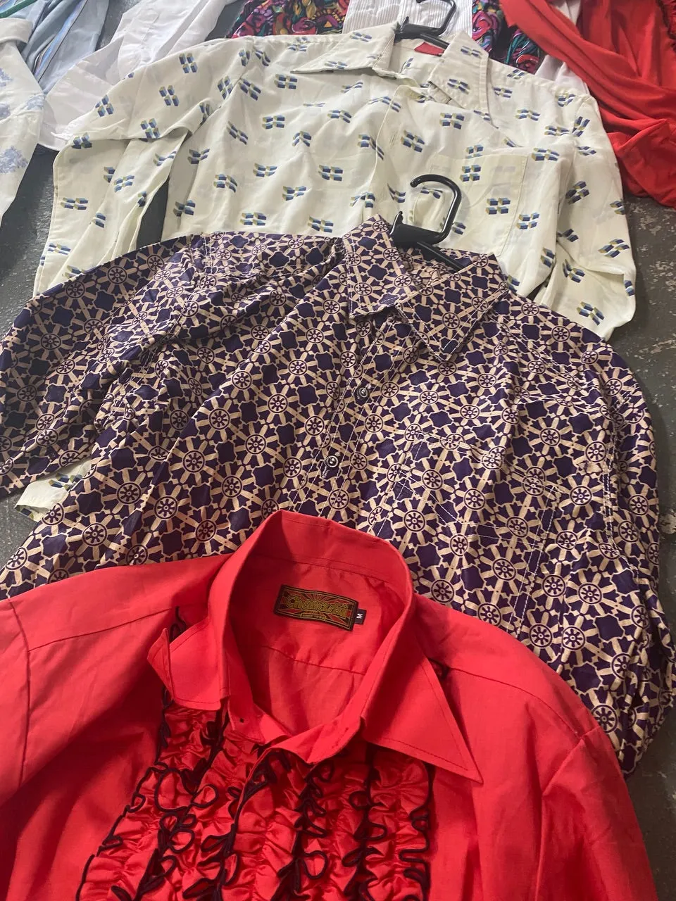 25pc mens 70’s and frill shirts mix
