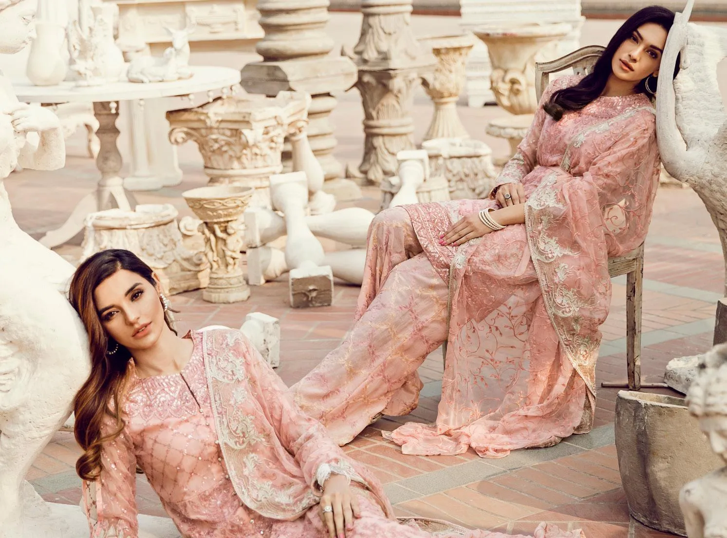 Iznik Chinon Chiffon Collection 2019 – 07 First Bloom