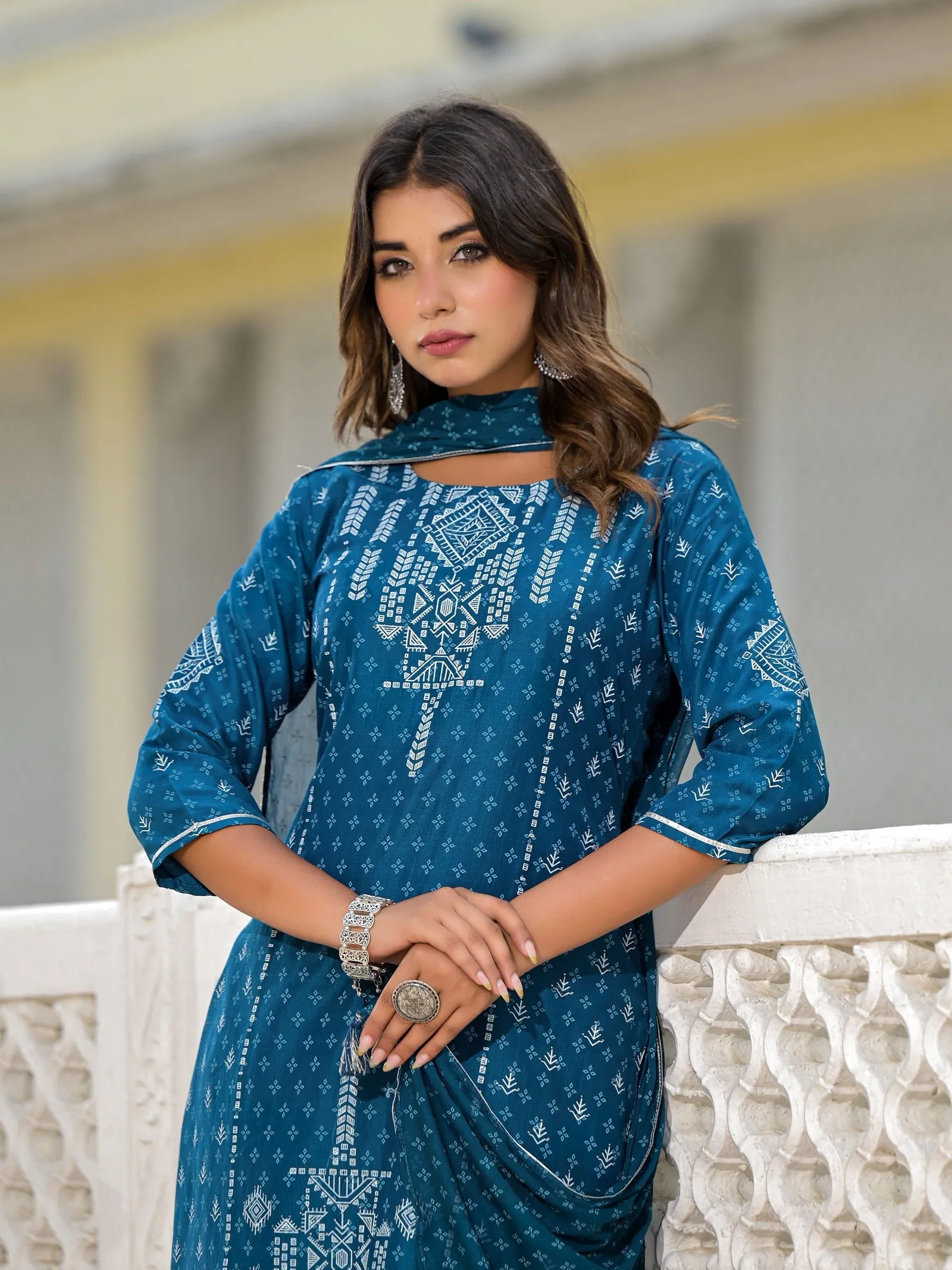 Jashvi Blue Geometric Printed Viscose Kurta, Pant And Dupatta Set With With Mirror Work