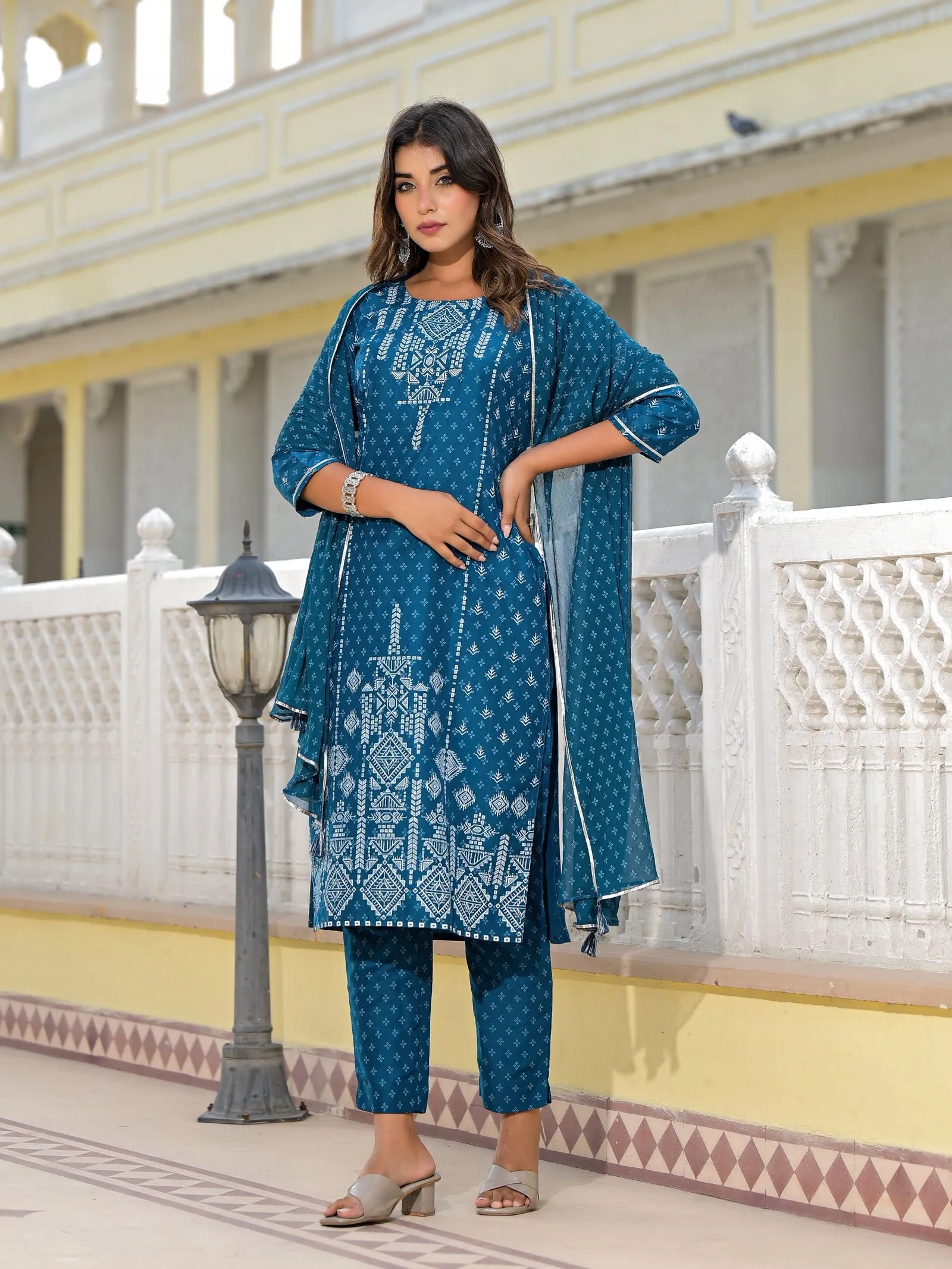 Jashvi Blue Geometric Printed Viscose Kurta, Pant And Dupatta Set With With Mirror Work